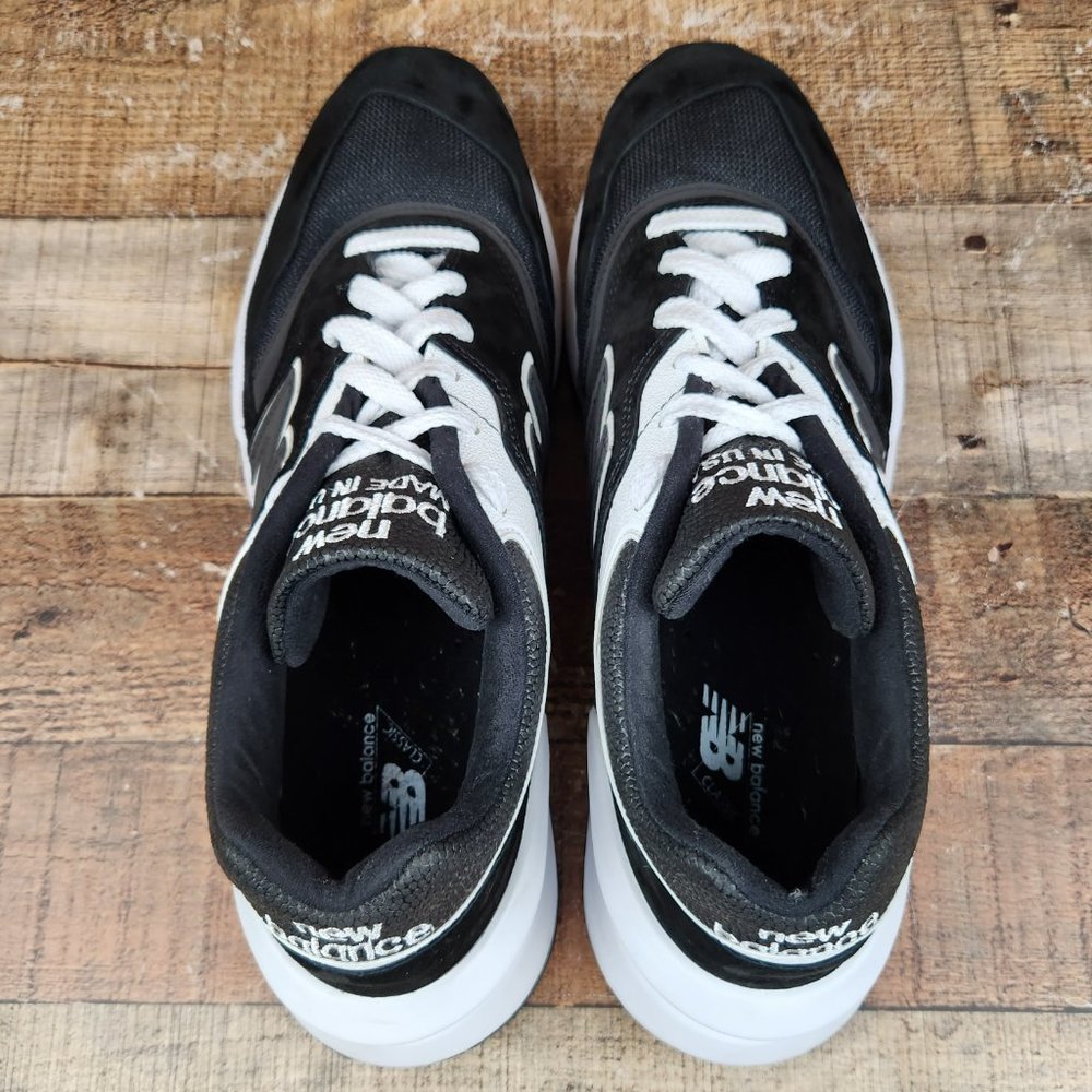 New Balance 997 USA Made Men Sz 11.5 D Sport Black White Classic Sneaker M997SBW - Picture 6 of 9
